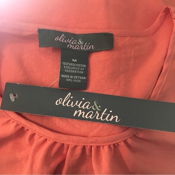 Olivia & Martin Blouse - Picture 2 of 9